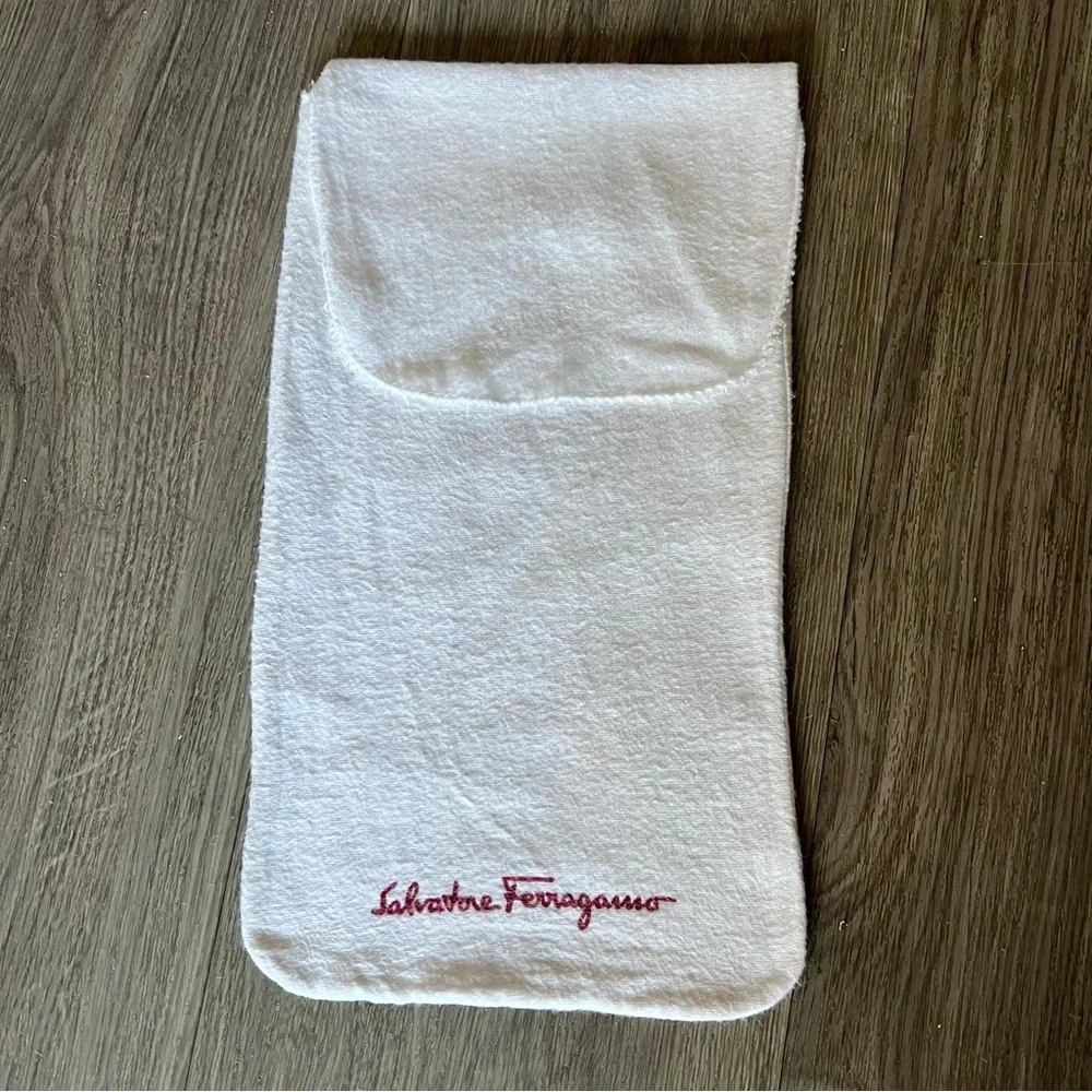 SALVATORE FERRAGAMO White 12.5x7 Dust Bag